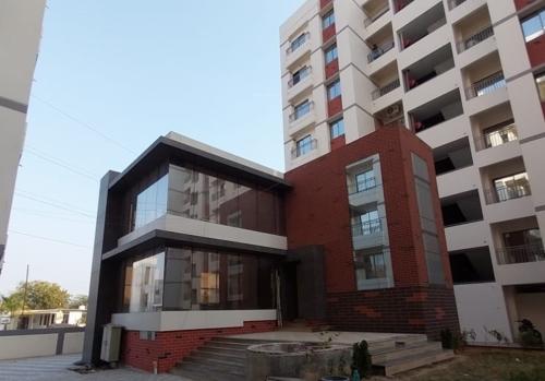  skyrise-1 Club House