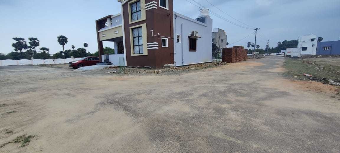  guru raghavendra nagar Plot