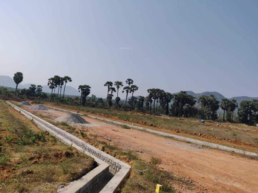  green hill view Plot