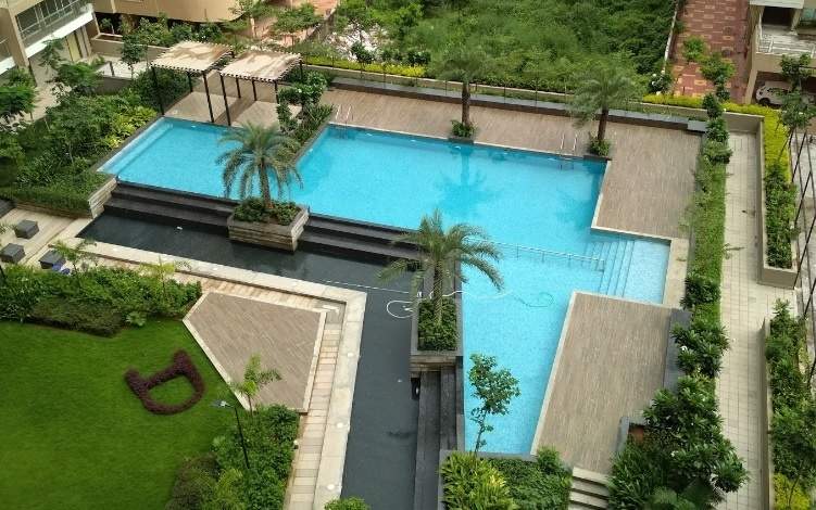  delta tower Swimming Pool