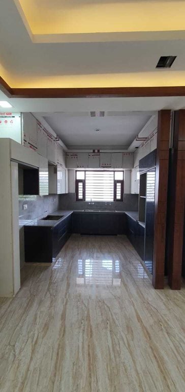  diamond floor Kitchen