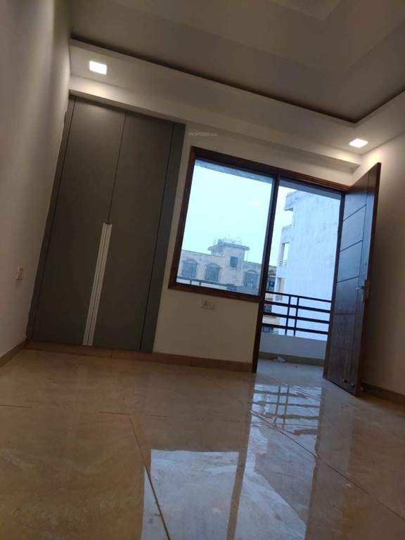  silver floor Elevation