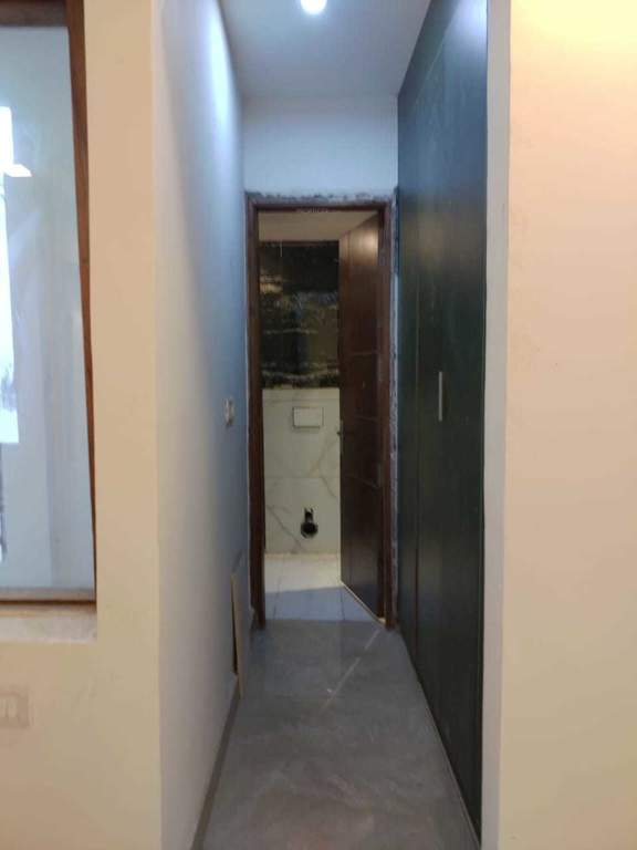  silver floor Elevation