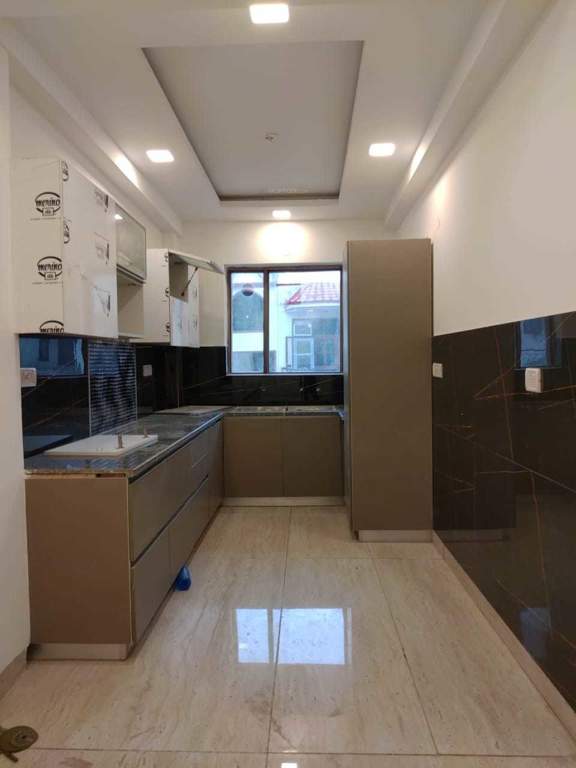  silver floor Kitchen