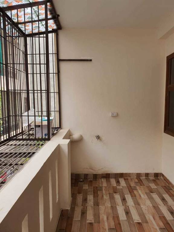  platinum floors Balcony