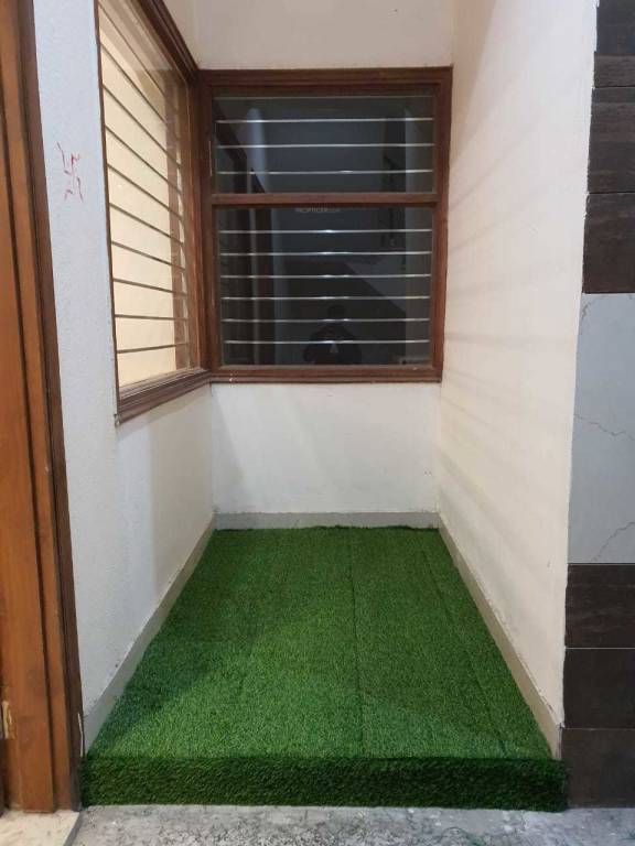  platinum floors Balcony