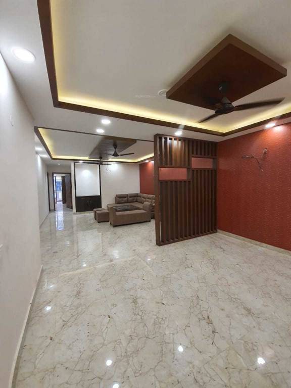  platinum floors Living Area