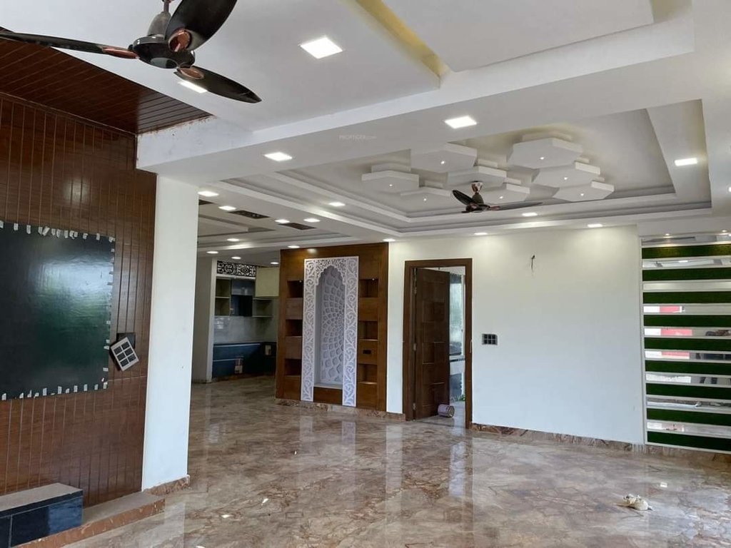 grandeur floor Construction Status June 22