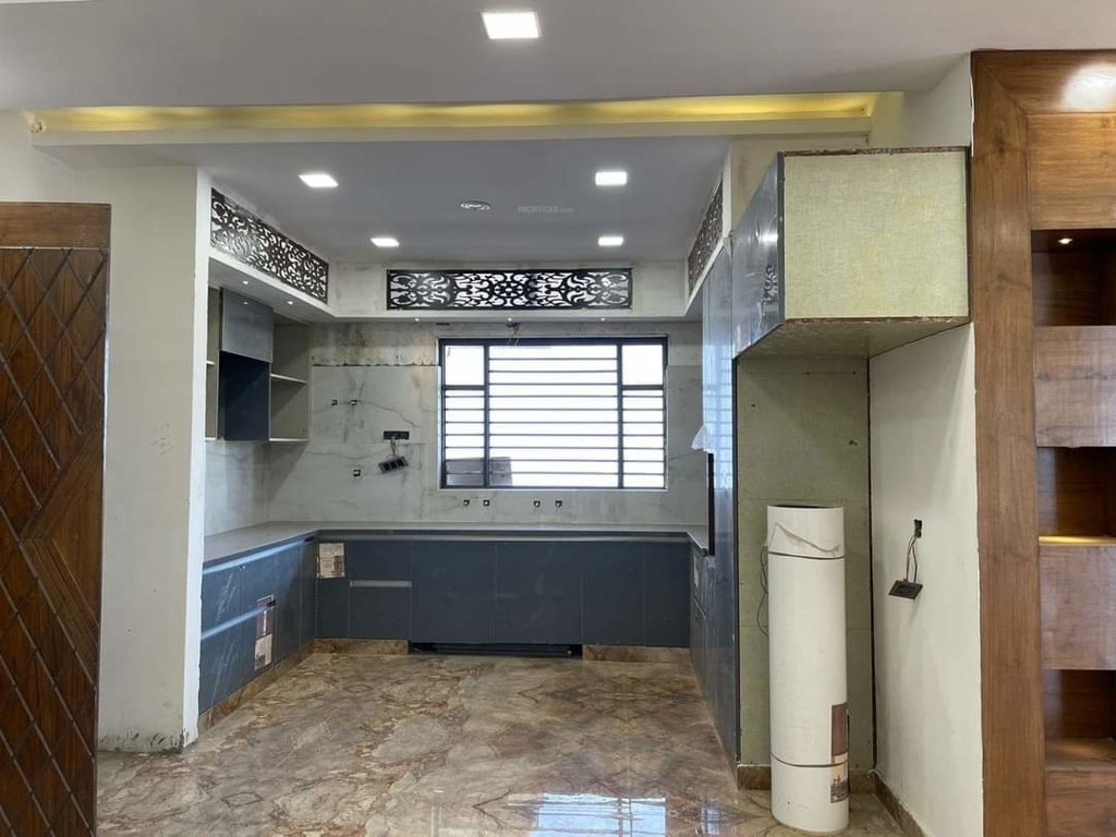 grandeur floor Kitchen