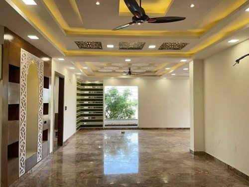  grandeur-floor Lobby