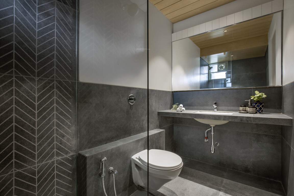  serene signatures Bathroom