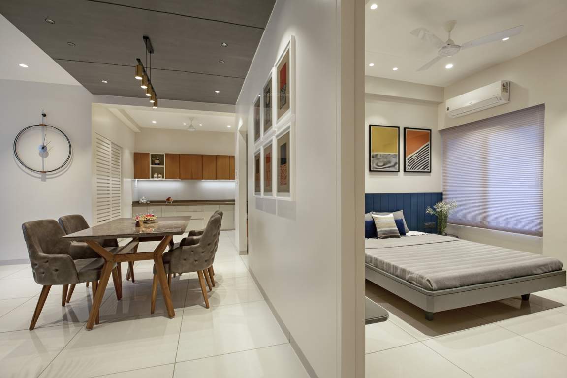  serene signatures Dining Area