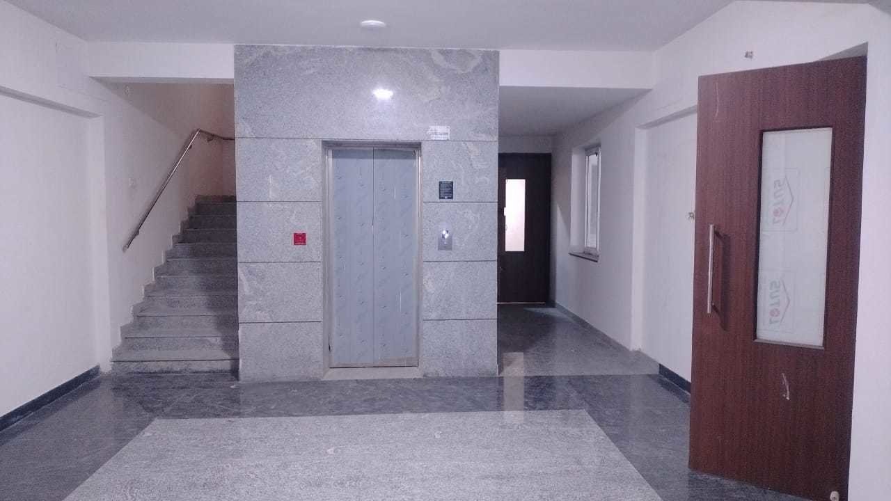  lotus Lift Available