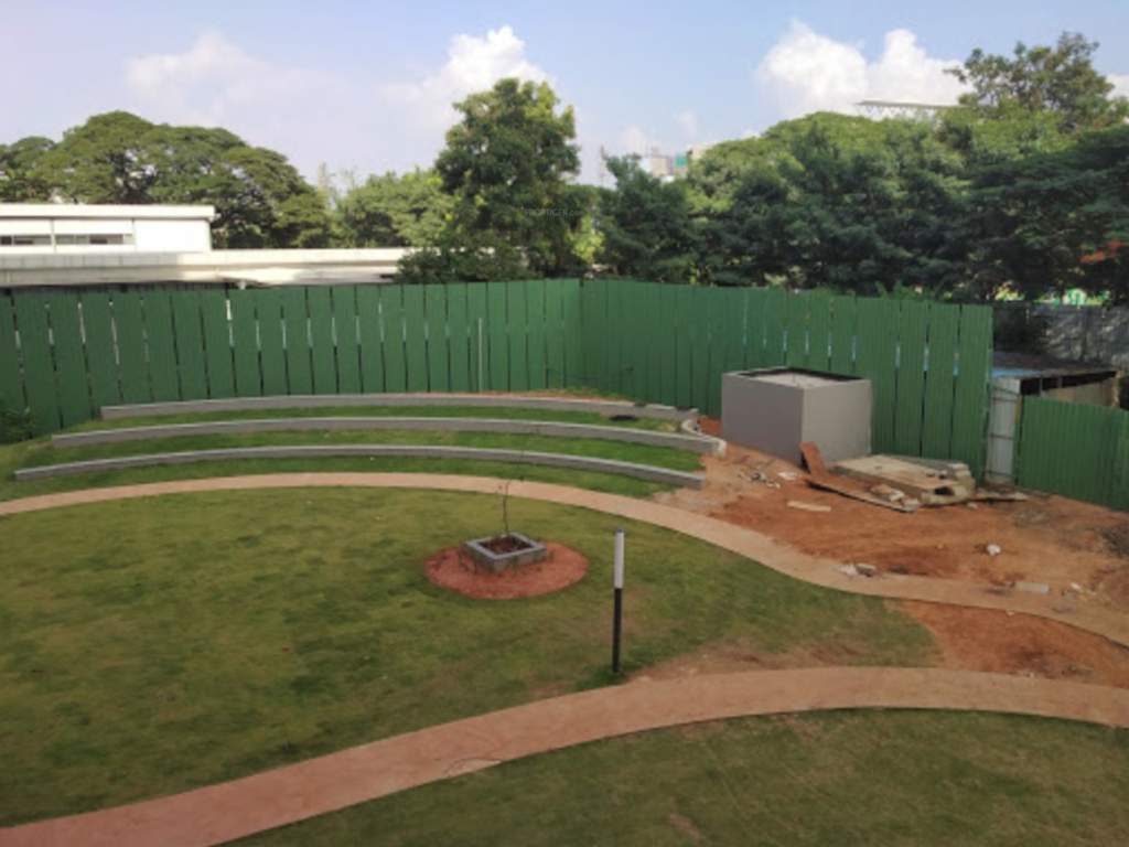  parkwest mulberry tower 3 Landscaped Gardens