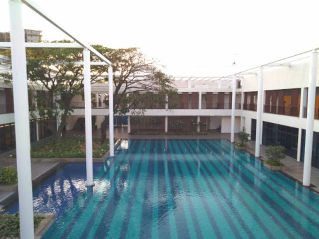  parkwest emerald tower 2 Swimming Pool