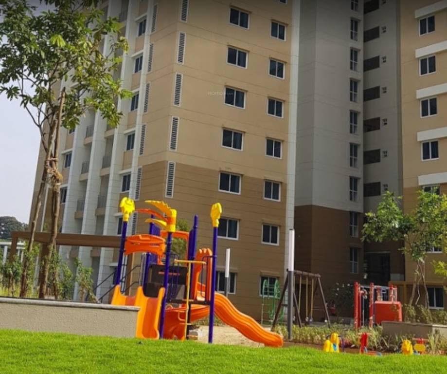 parkwest maple tower 4 Children's play area