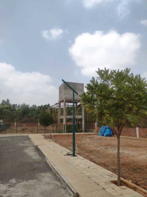  amogh anagha nivasayati Plot