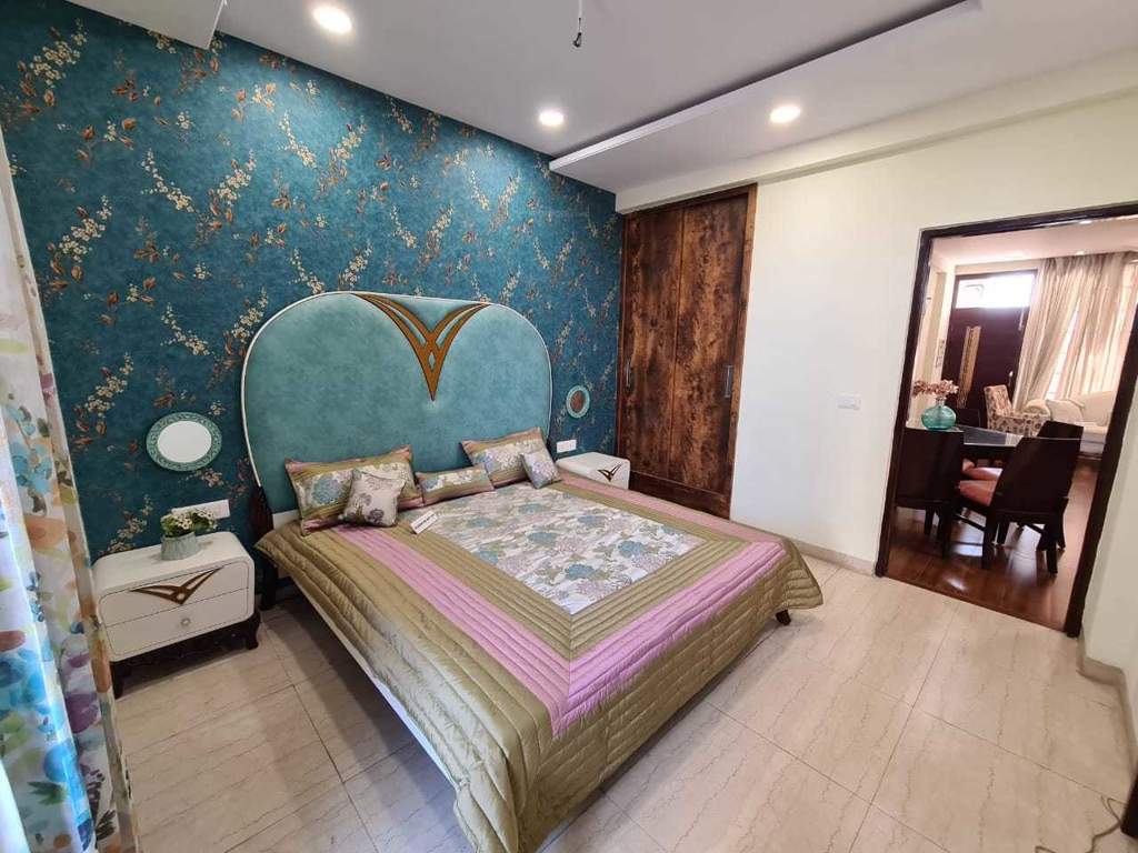  arcadia park east Bedroom