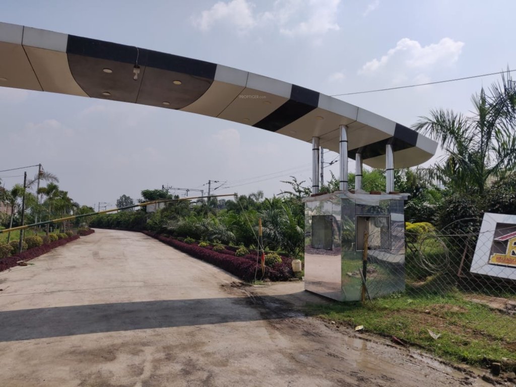 estate phase 1 Gated Community