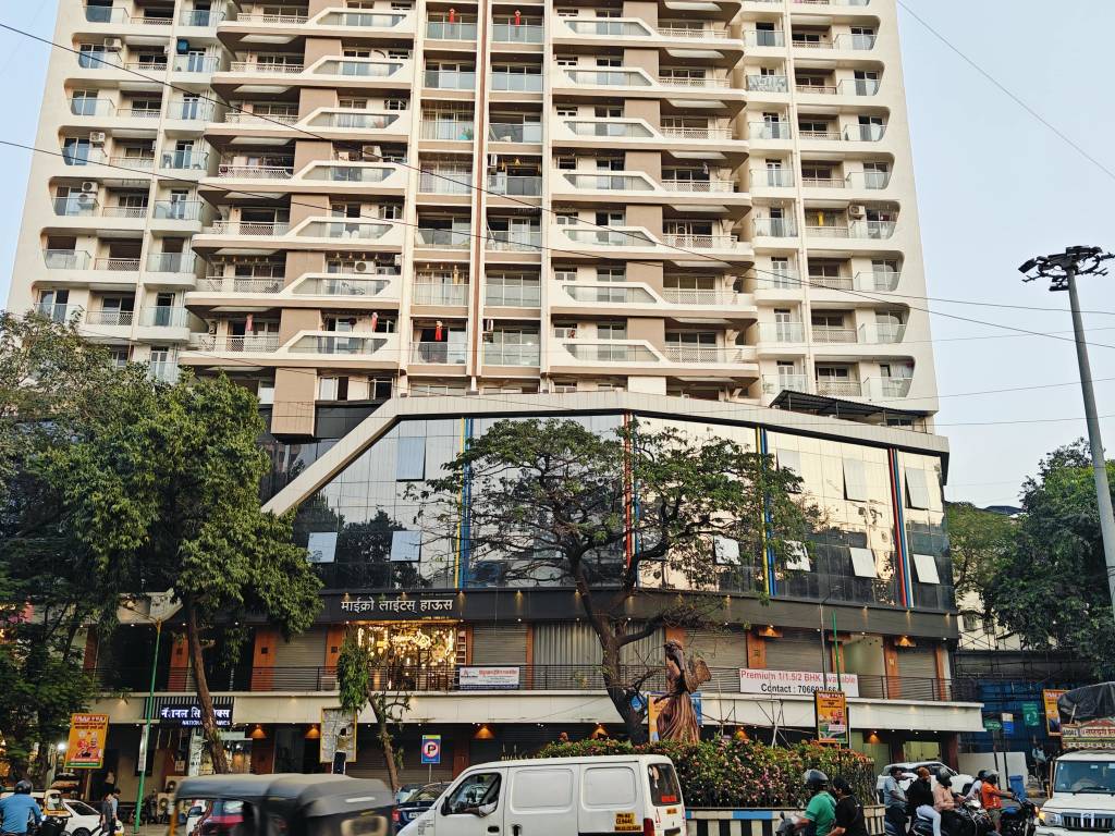 corner stone Shopping Mall