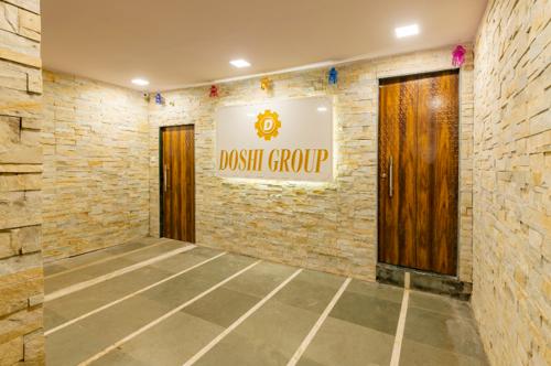  row-houses Entrance Lobby