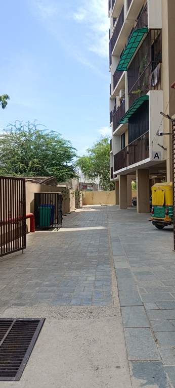  residency Paved Compound