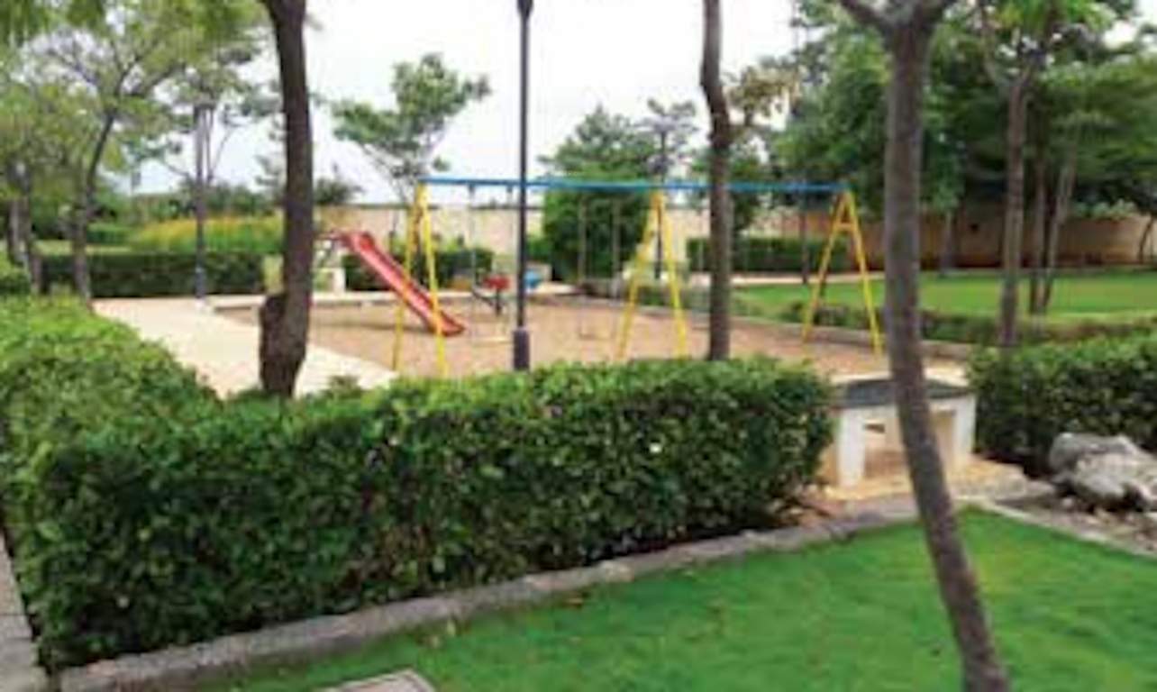  le chalet smart choice homes block 6 to 9 Children's play area