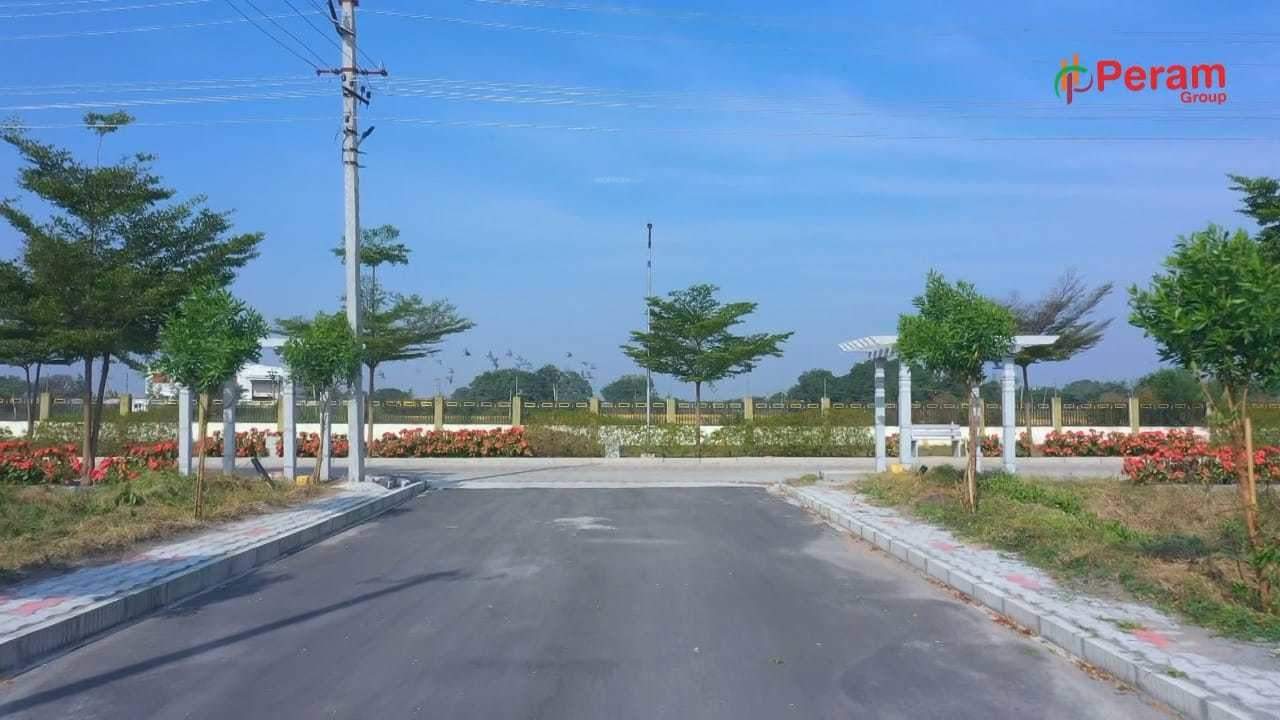  signature park Plot