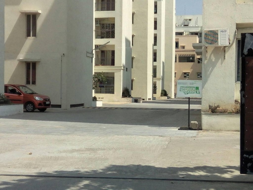  india bulls greens Others