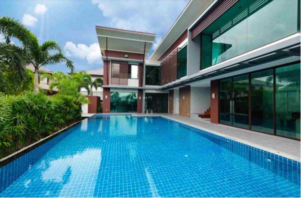 Swimming Pool park-avenue Swimming Pool