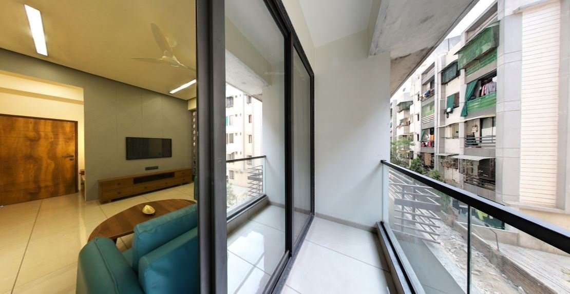 heights and the east gate Balcony