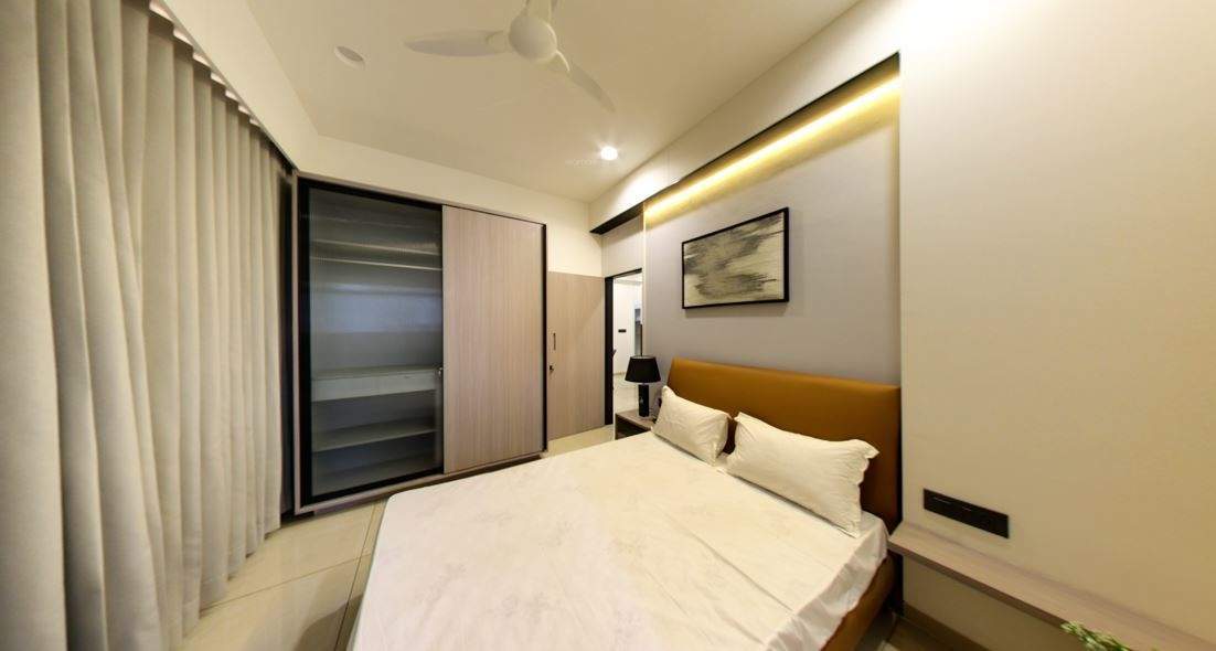 heights and the east gate Bedroom