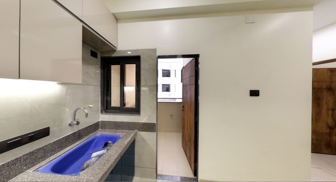 heights and the east gate Kitchen