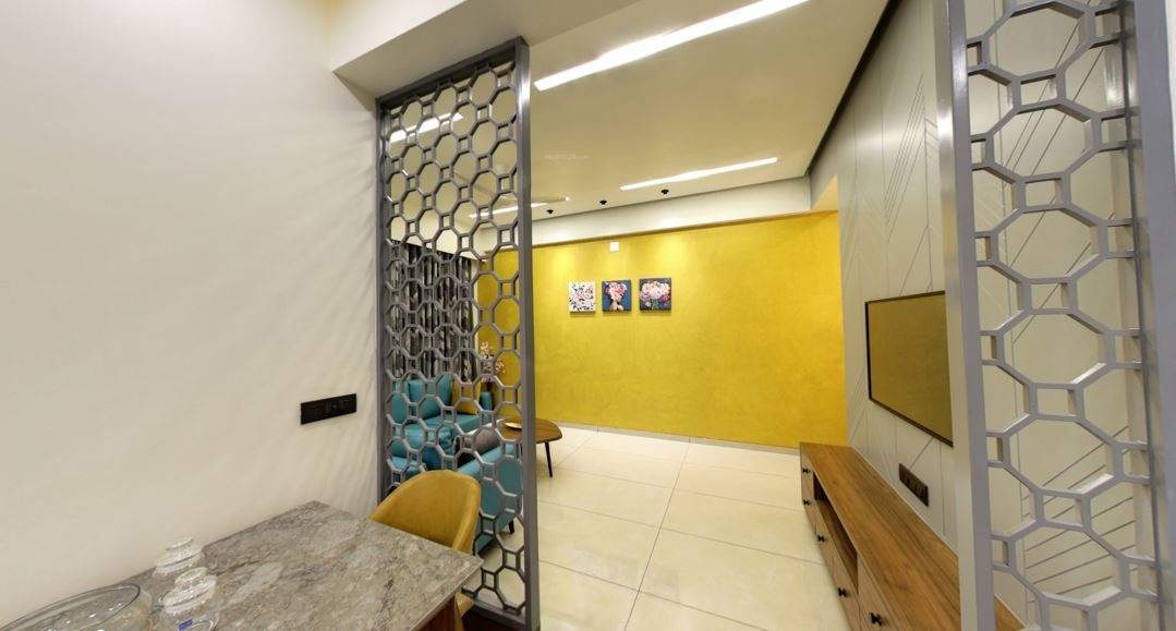 heights and the east gate Living Area