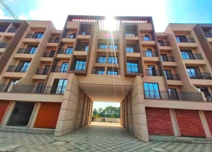  gm thakur city Elevation