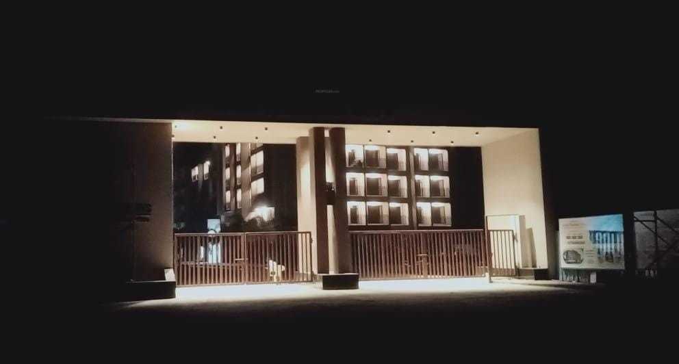  gm thakur city Elevation