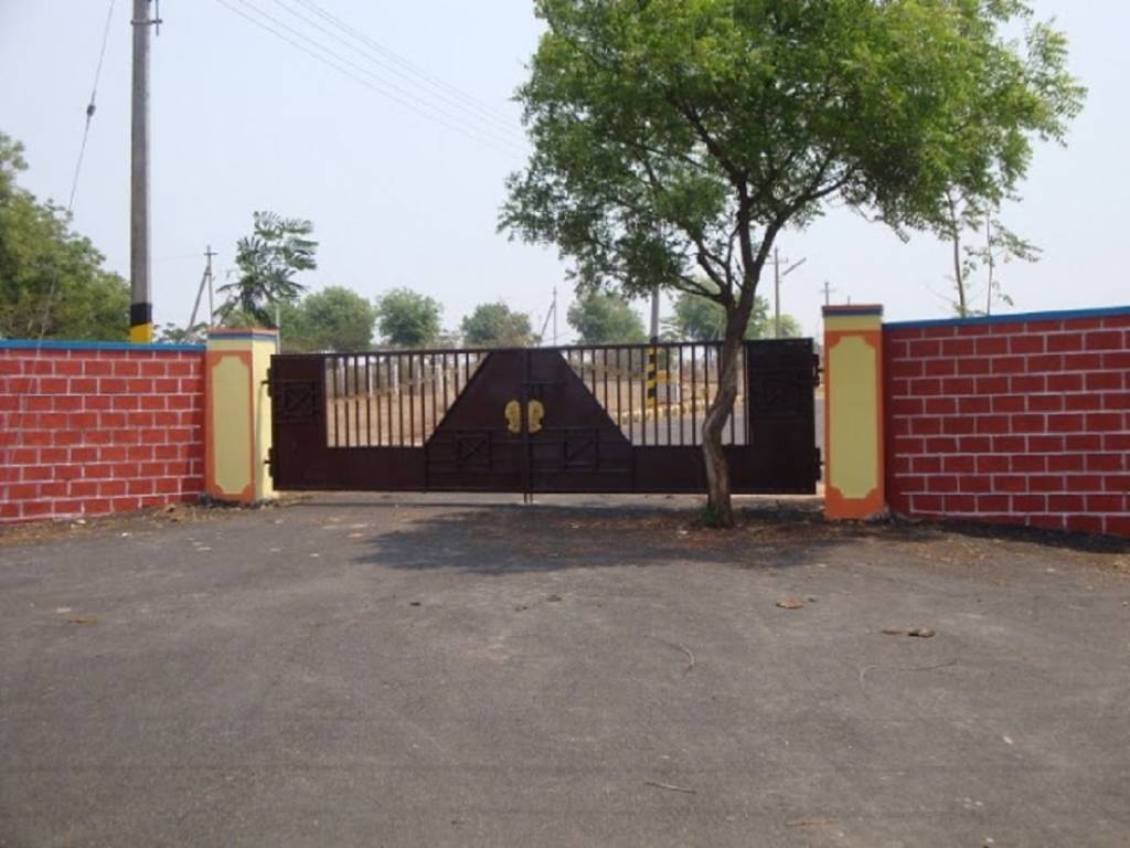  cristal county v Gated Community