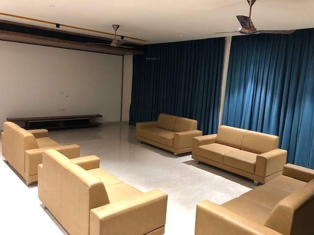 aqua Living Area
