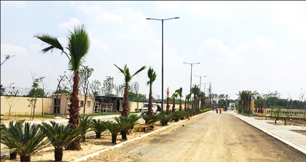  greens Internal Roads & Footpaths