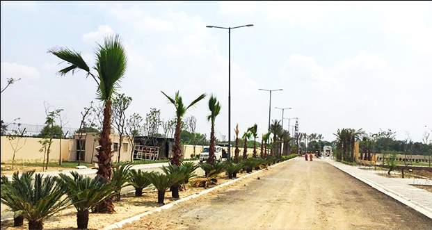  greens Internal Roads & Footpaths