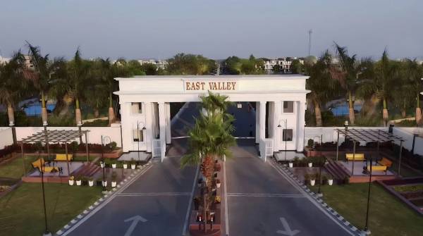 Gated Community east-valley Gated Community