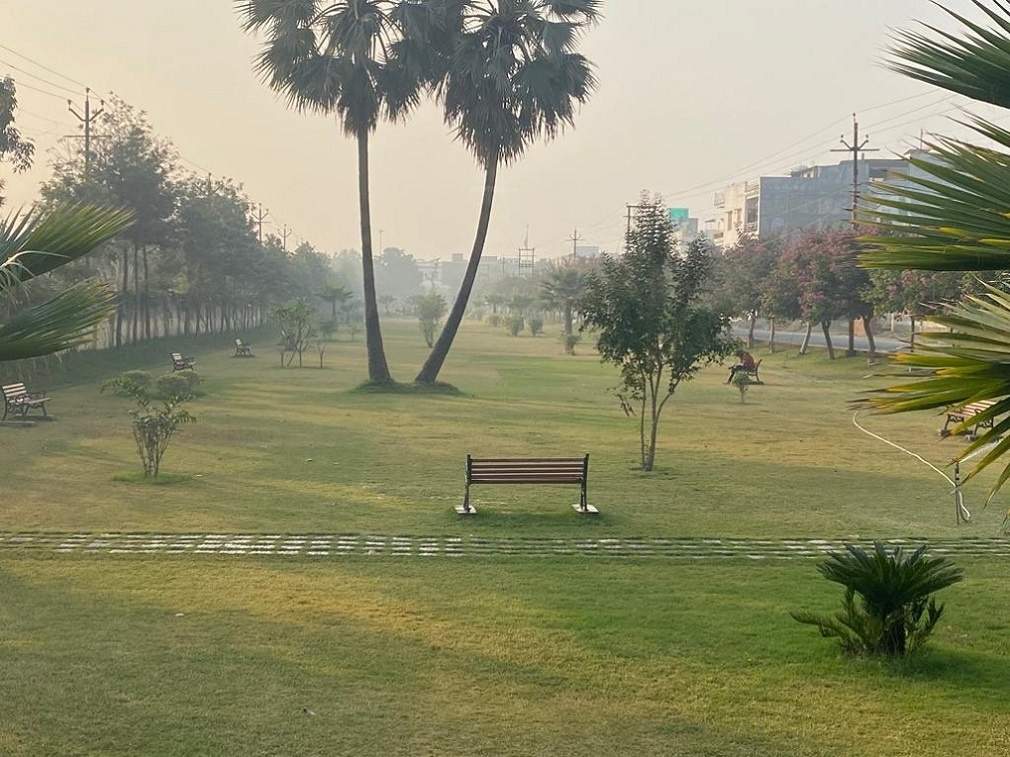  vinayak central park at shervani legacy Others