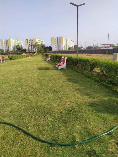  janki-residency Senior Citizen Sitout