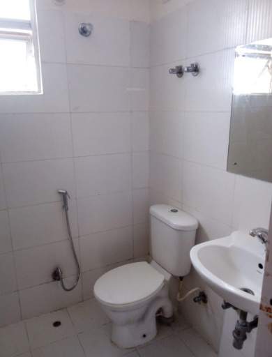  belvedere court 3 Bathroom