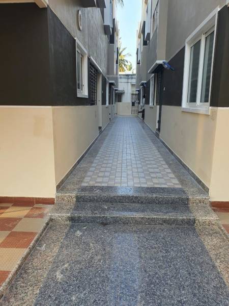  sharon-prime Paved Compound