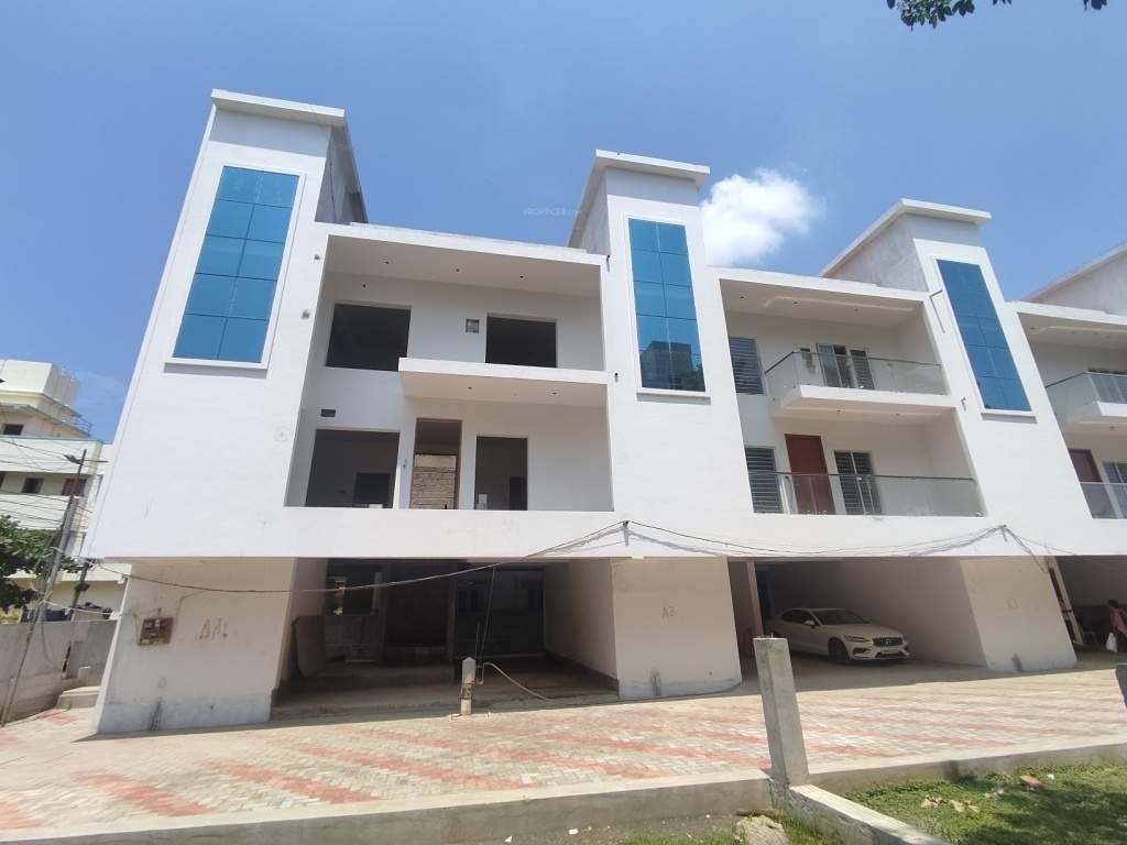 2200 sq ft 3 BHK 3T Villa for Sale in Innovative Homes And Developers