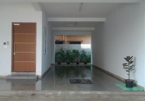  the-groove Entrance Lobby