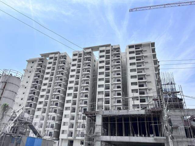  lakecity east Tower 2 Construction Status March 25