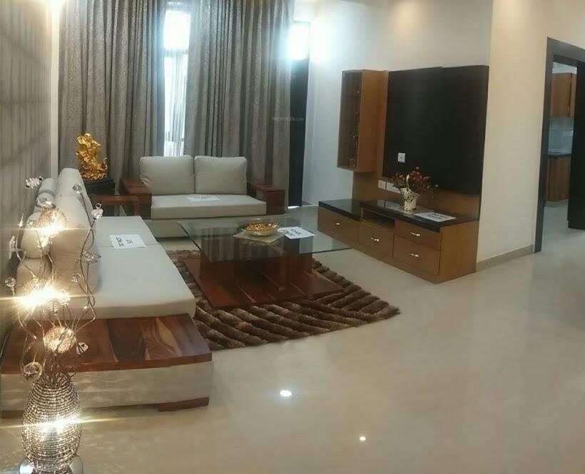  imperial crest Living Area