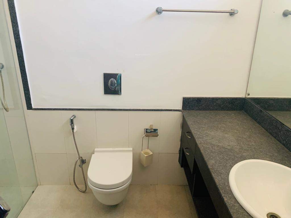  tangirala ananta villa Bathroom